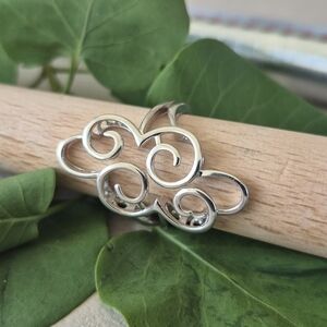 925 Sterling Silver Oval Swirl Ring Size7